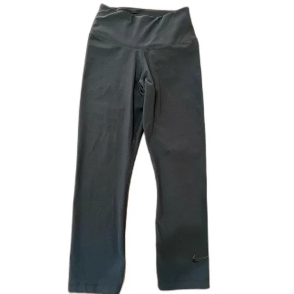 Nike Dri-FIT Legend High Rise Crop Yoga Leggings Black  Size XS Sustainable NWOT - Picture 5 of 10